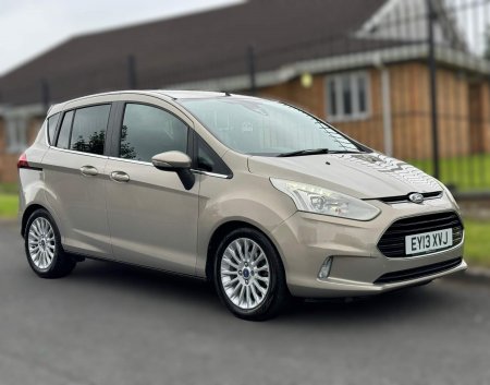 FORD B-MAX 1.6 TDCi Titanium Euro 5 5dr