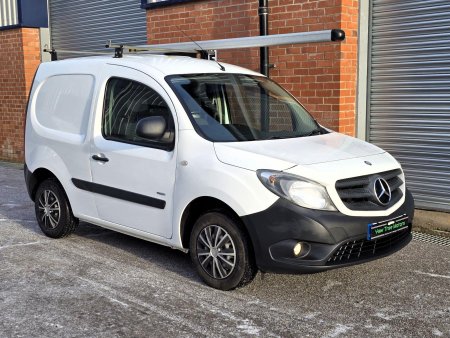 MERCEDES-BENZ CITAN 1.5 109 CDI BlueEfficiency L1 Euro 5 (s/s) 4dr